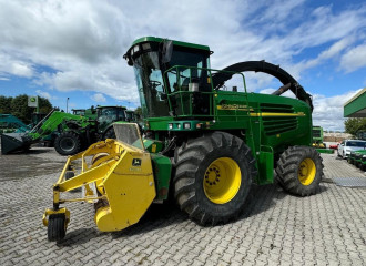 Trincia John Deere 7400