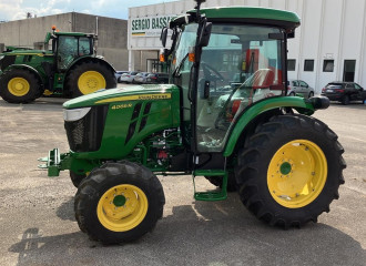 JOHN DEERE 4066 R