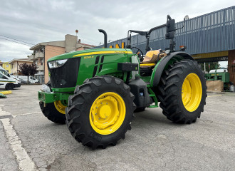 JOHN DEERE 5090 M